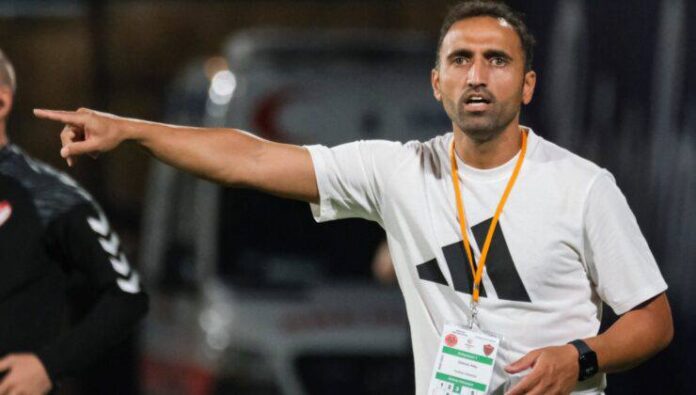 Hugo Almeida Gitti, Gökhan Alaş Geldi